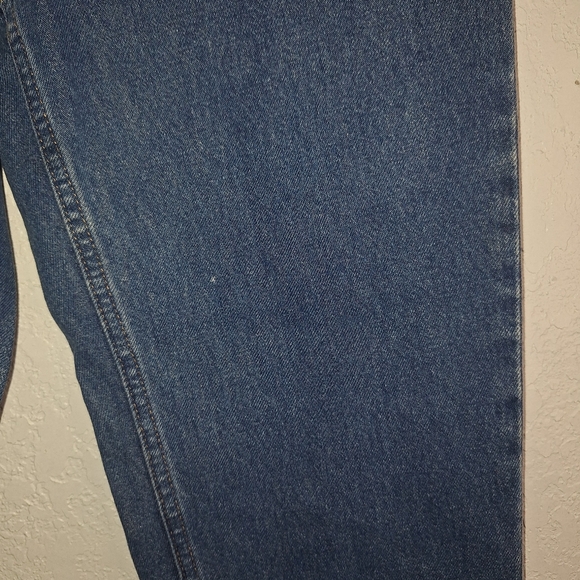 LL Bean Classic Fit Jeans Womens 8 Regular Blue Medium Wash Denim Tapered Jeans - Picture 5 of 11